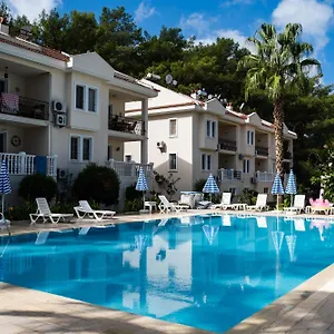 2 Bedroom Modern By The Forest With Pool Turkey