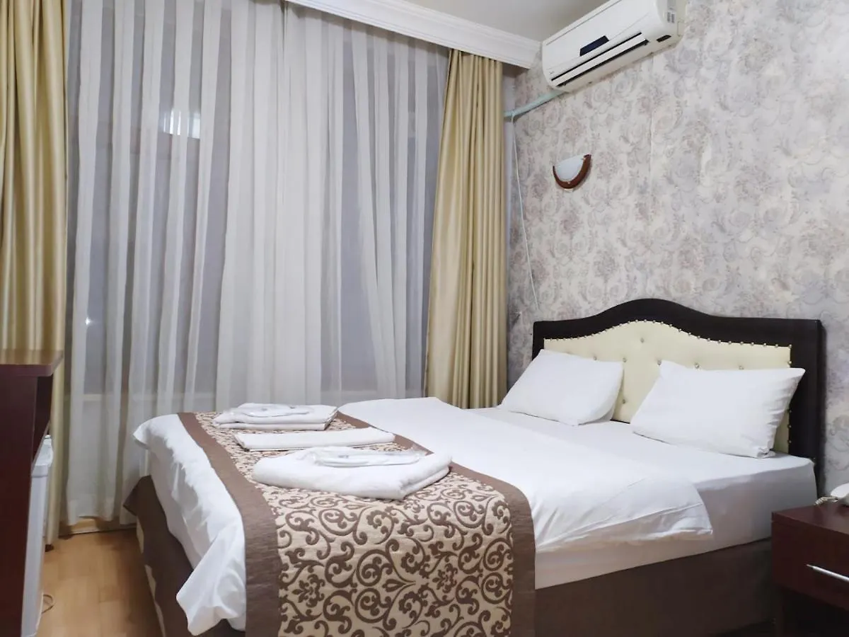 Taxim Hotel Marin Istanbul 3*,